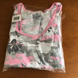 NWT Secret Treasures sleep set XL Camo Flower